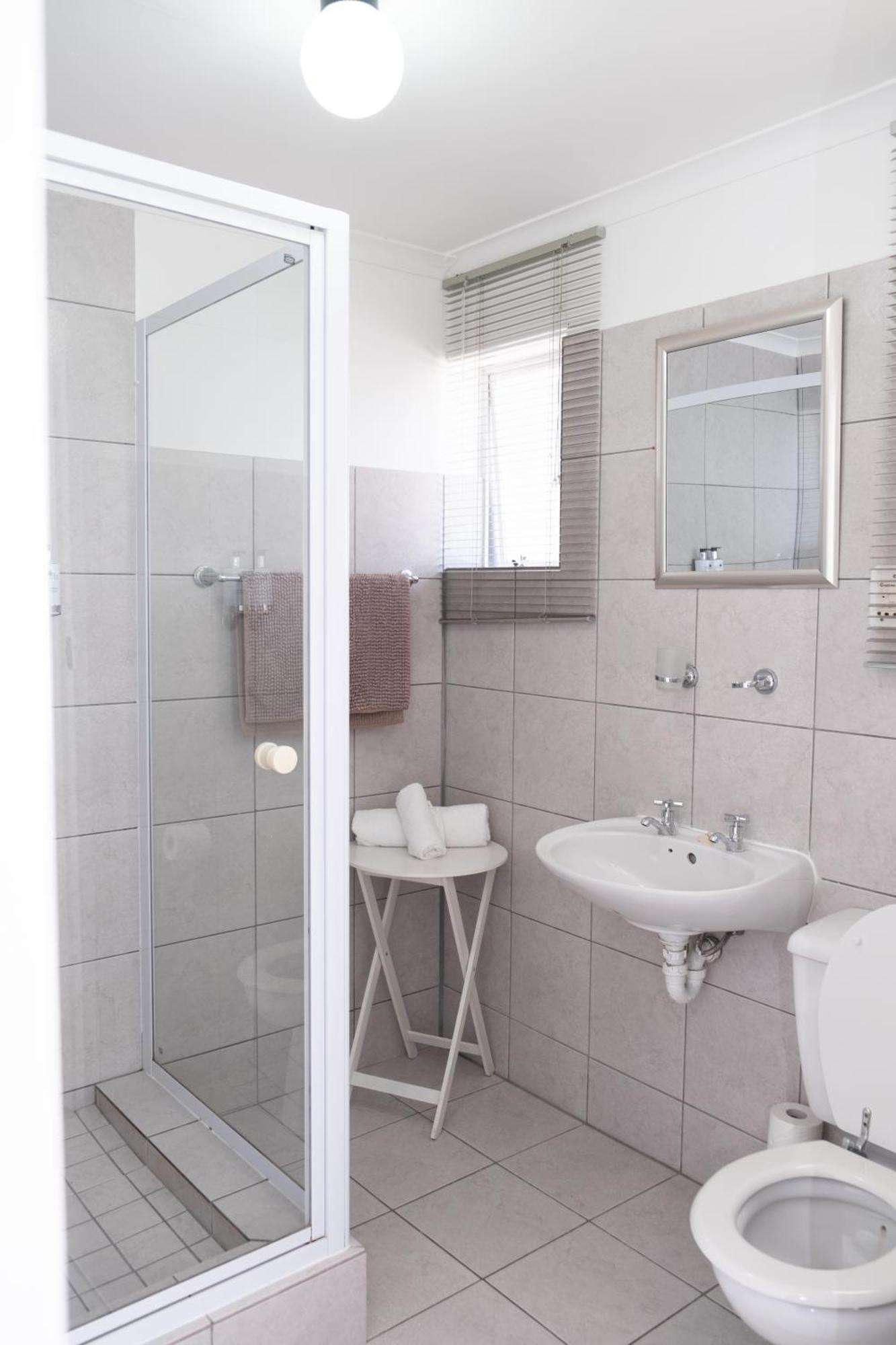 George Lodge International Ngoại thất bức ảnh
