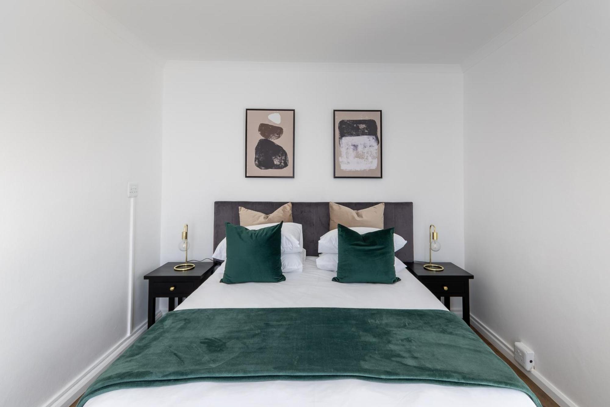 George Lodge International Ngoại thất bức ảnh