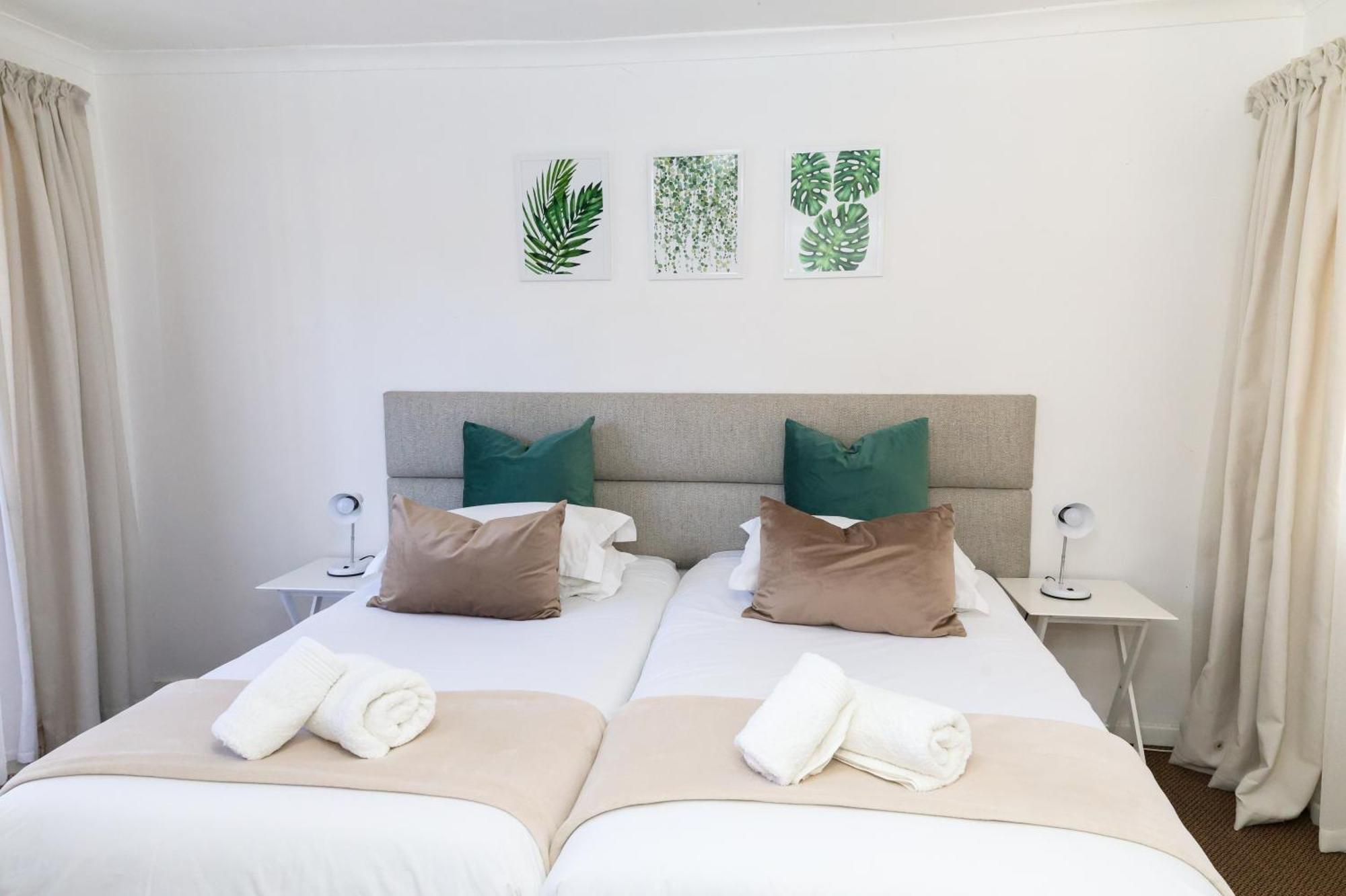 George Lodge International Ngoại thất bức ảnh