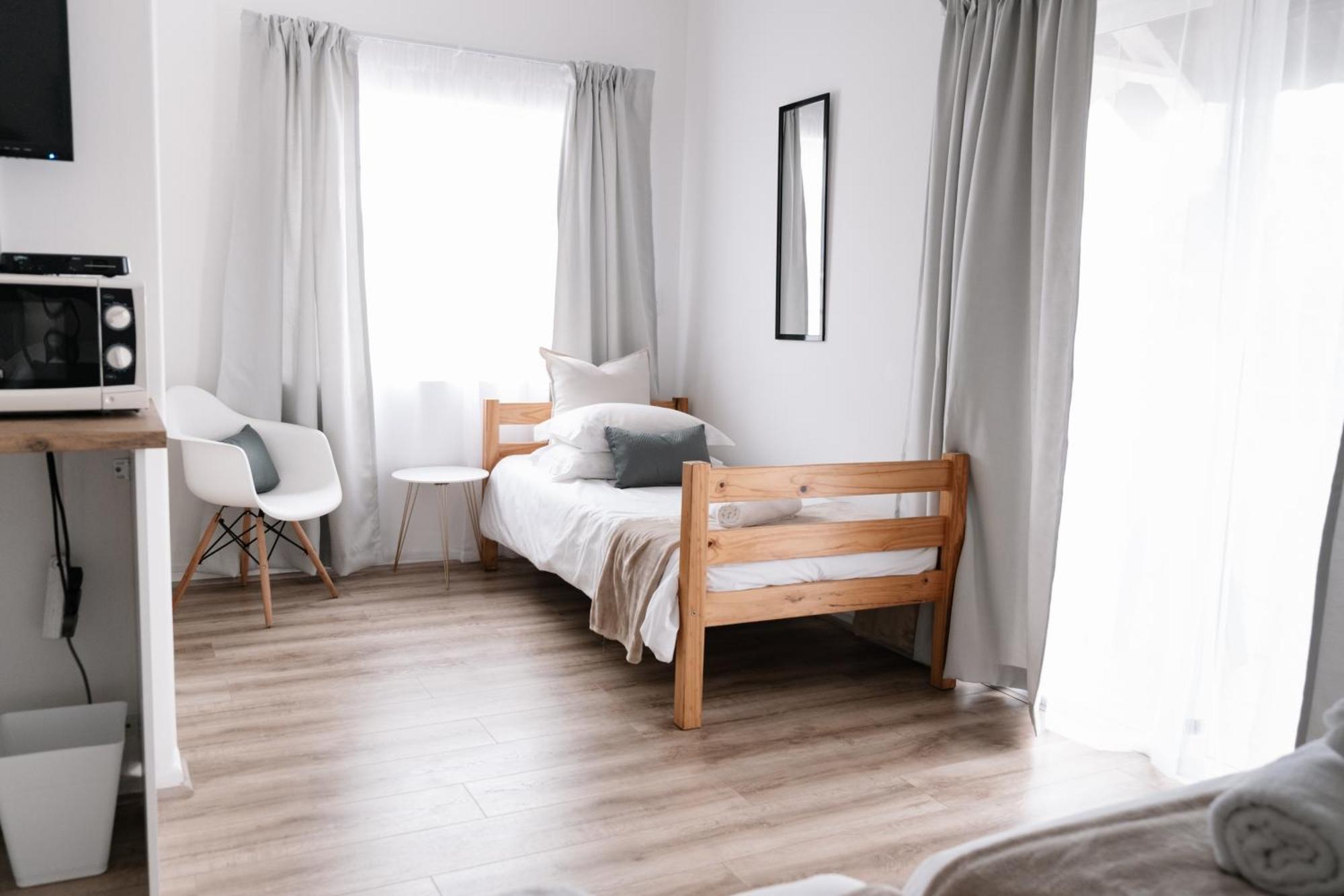 George Lodge International Ngoại thất bức ảnh