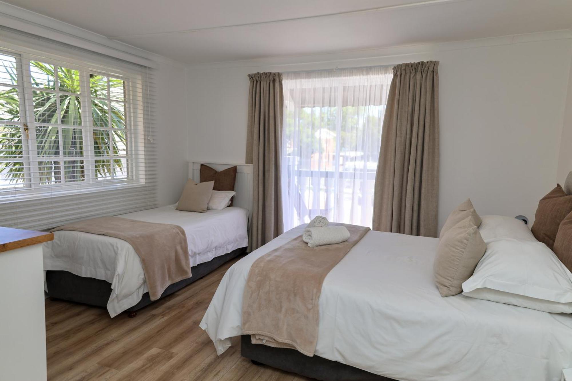 George Lodge International Ngoại thất bức ảnh