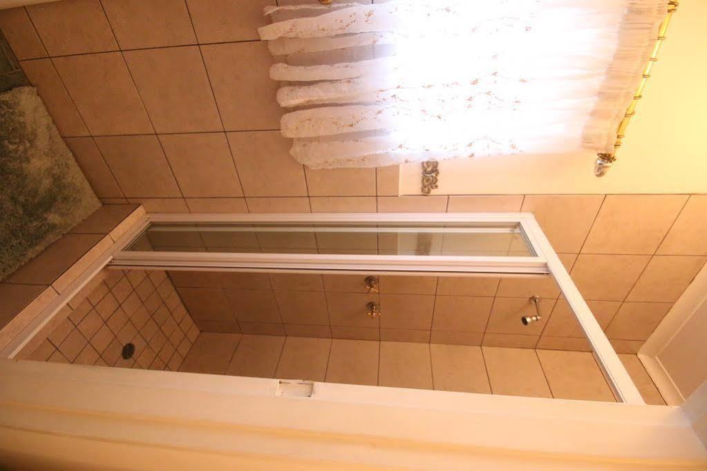 George Lodge International Ngoại thất bức ảnh